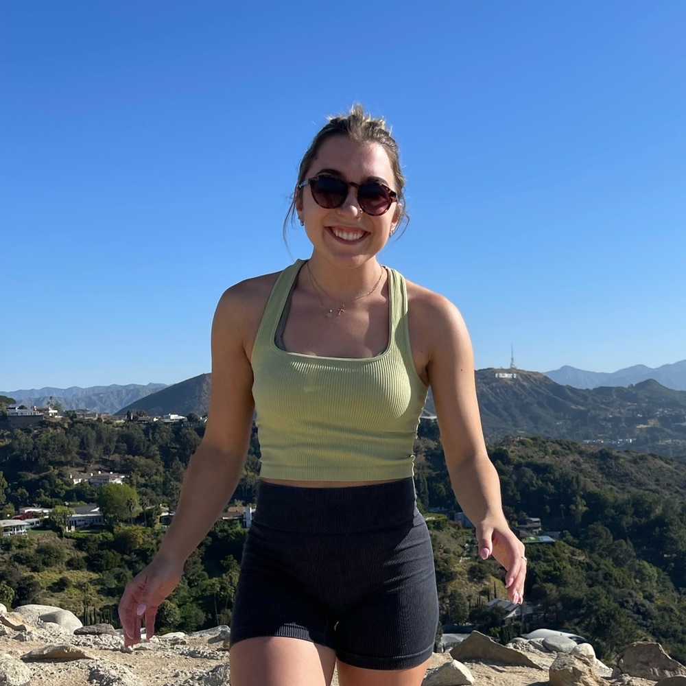 Meet your Posher, Christina